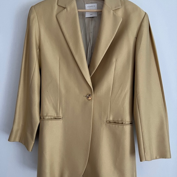 BUNDLE: SANDRO PARIS: EBENE PLEATED TWILL BLAZER. SIZE 34. AND SHORTS. - Picture 3 of 5